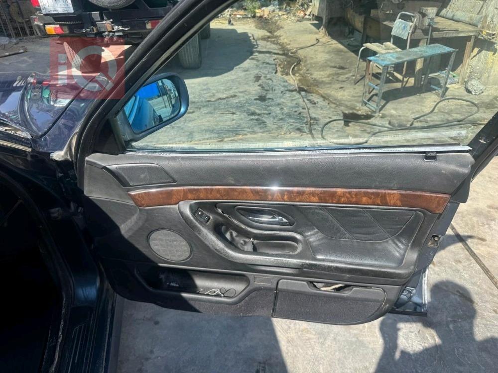 بی ئێم دەبڵیو سیریەس 7